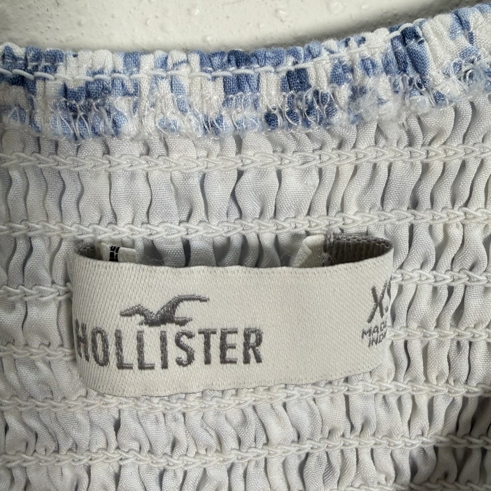 Hollister Babydoll Crop Top Blue Floral Smocked Back Sz XS Coquette Cottage - Picture 5 of 8